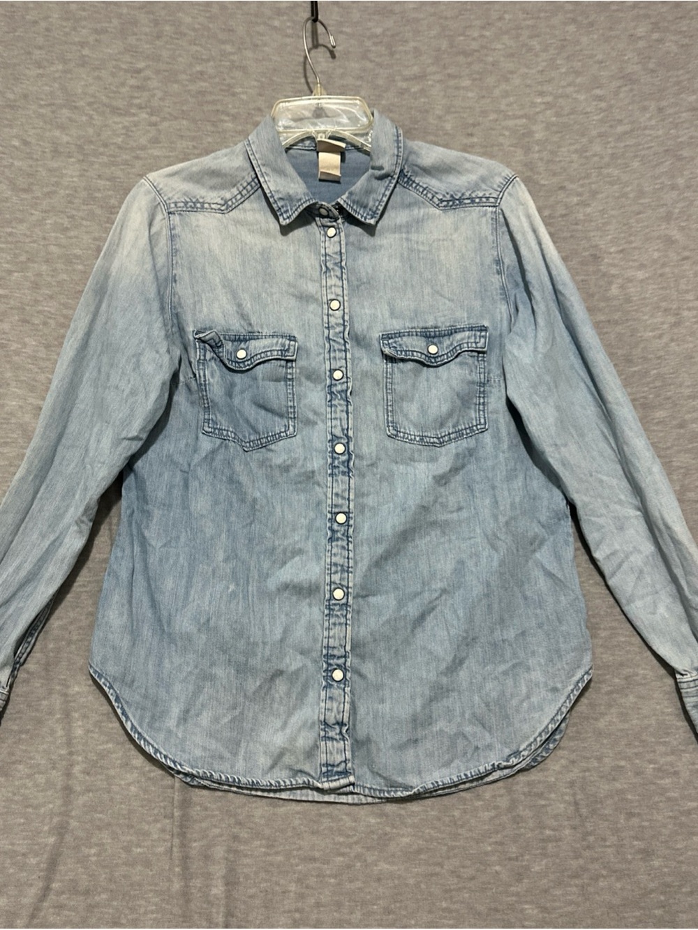 H&M LOGG Women's Pearl Snap Shirt Long Sleeve Denim Solid Cotton Blue Size 10